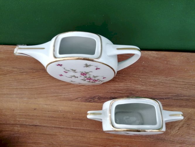 Ensemble théière et sucrier 