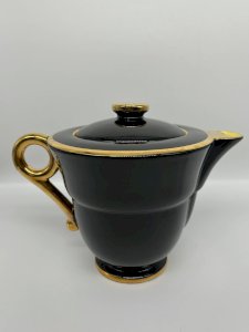 tea set teapot milk jug sugar bowl Salins