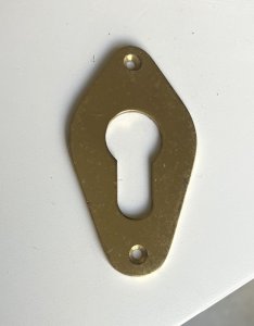 entree de serrure losange en laiton pour cle I cle Y 72x40 mm