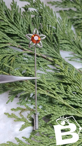 Epingle a cravate pour collection - broche fleur