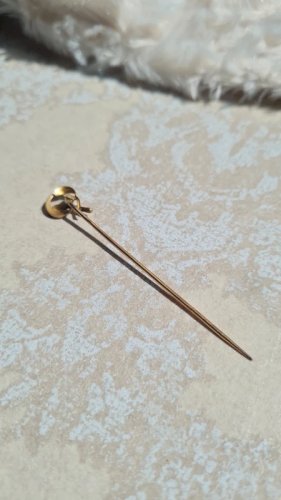 épingle ancienne à chapeau porte-bonheur( gui ) plaqué or pour collection - Broche Fix