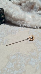 antique hat pin gold-plated lucky charm for collection
