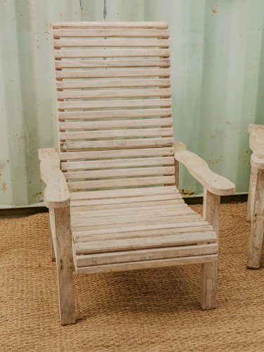 Ernest, la paire de fauteuils en bois N°634