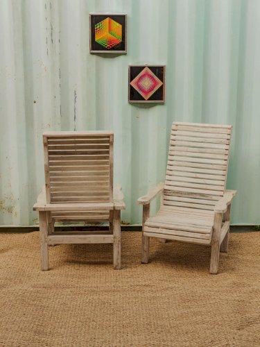 Ernest, la paire de fauteuils en bois N°634