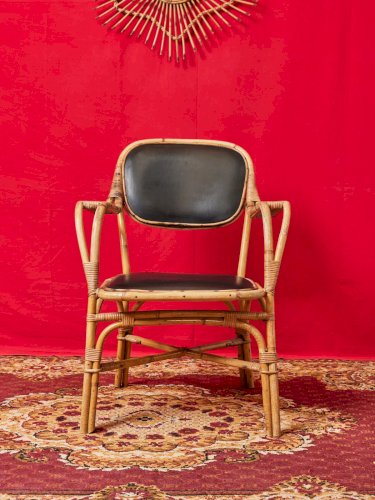 Ernest, la paire de fauteuils en osier et cuir N°711