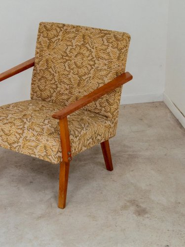Ernest, le fauteuil bas à motifs N°117