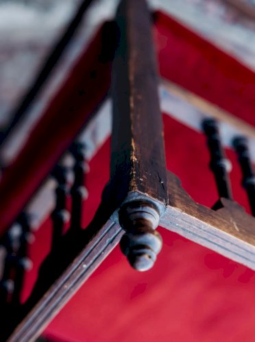 Ernest, le fauteuil d'angle rouge N°525