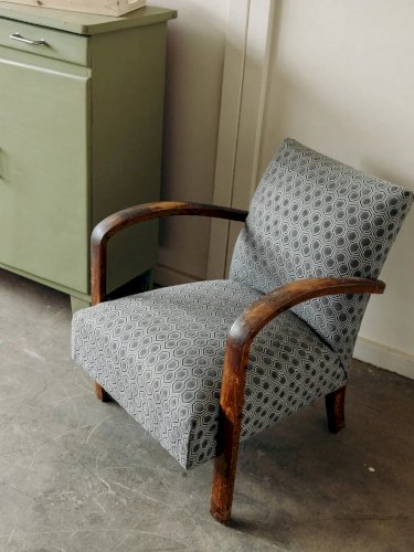 Ernest, le fauteuil en bois et tissu N°126