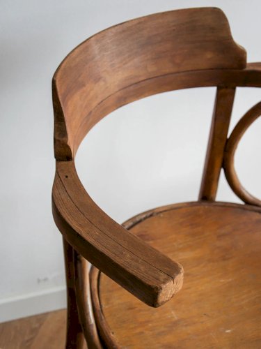 Ernest, le fauteuil en bois N°516