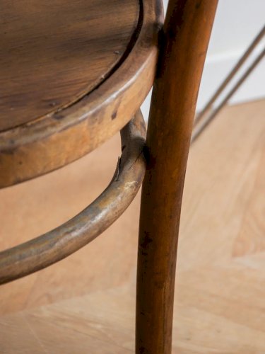 Ernest, le fauteuil en bois N°516