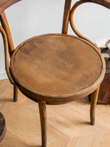 Ernest, le fauteuil en bois N°517