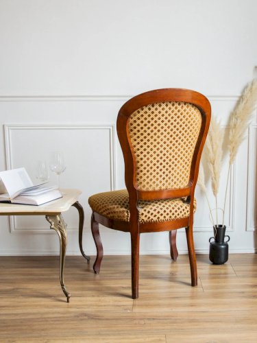 Ernest, le fauteuil en bois N°579