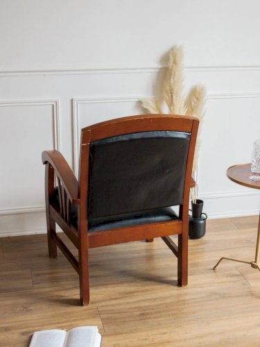Ernest, le fauteuil en bois N°583