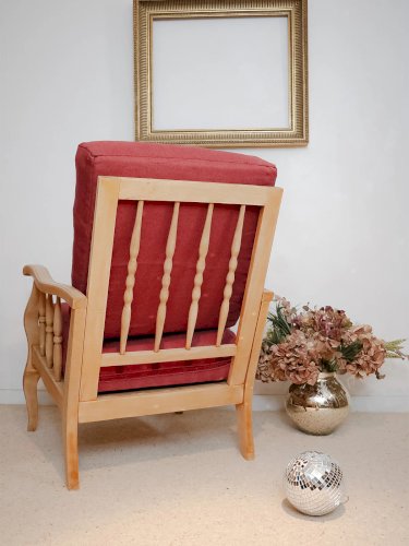 Ernest, le fauteuil en chêne massif et tissu N°661