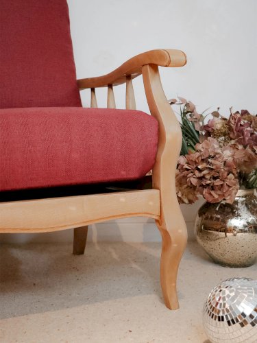 Ernest, le fauteuil en chêne massif et tissu N°661