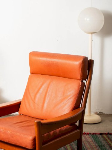 Ernest, le fauteuil en cuir N°142