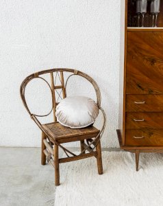 Ernest, the rattan armchair No. 171