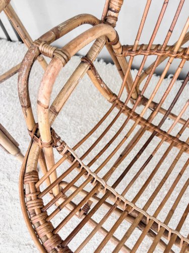 Ernest, le fauteuil en rotin N°178