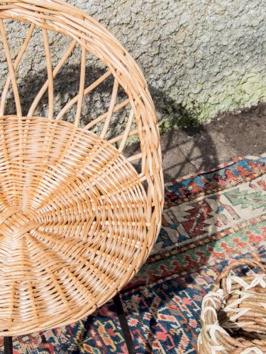 Ernest, le fauteuil en rotin N°183