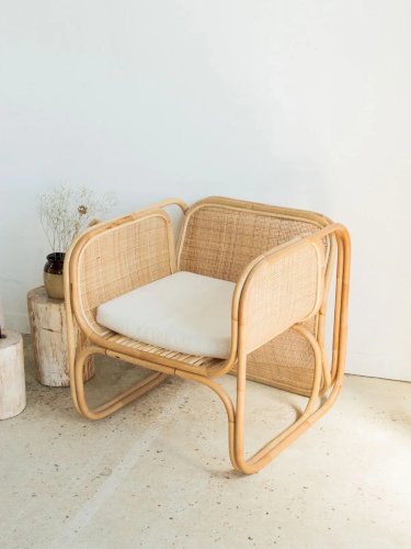 Ernest, le fauteuil en rotin N°191