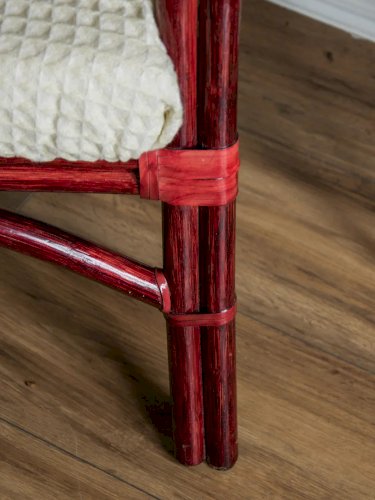 Ernest, le fauteuil en rotin rouge N°520