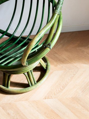 Ernest, le fauteuil en rotin vert N°541