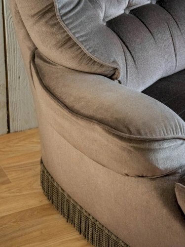 Ernest, le fauteuil en velours N°643