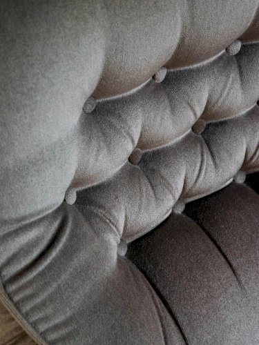 Ernest, le fauteuil en velours N°643