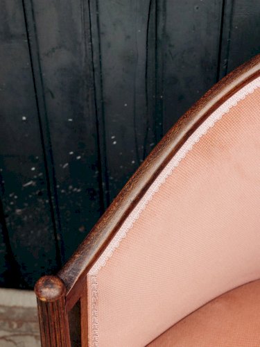 Ernest, le fauteuil rose en tissu N°581