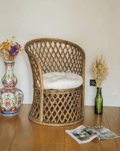 Ernest, le grand fauteuil en bois foncé N°715