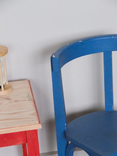 Ernestine, la chaise bleue pour enfant N°43