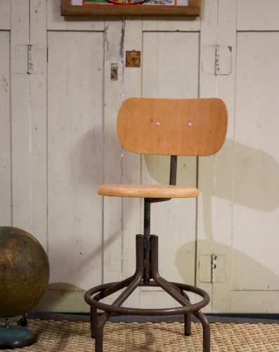 Ernestine, la chaise d'atelier pour enfant N°261