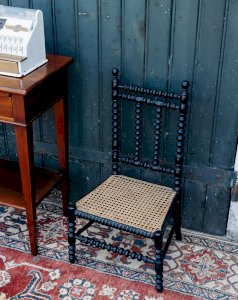 Ernestine, la chaise en bois pour enfant N°184