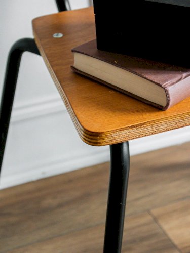 Ernestine, la chaise en bois pour enfant N°95