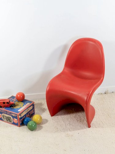 Ernestine, la chaise enfant Verner Panton N°128