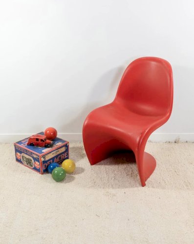 Ernestine, la chaise enfant Verner Panton N°128