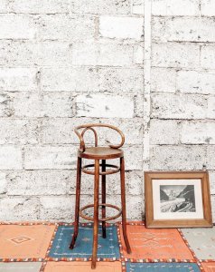 Ernestine, the wooden high chair No. 25