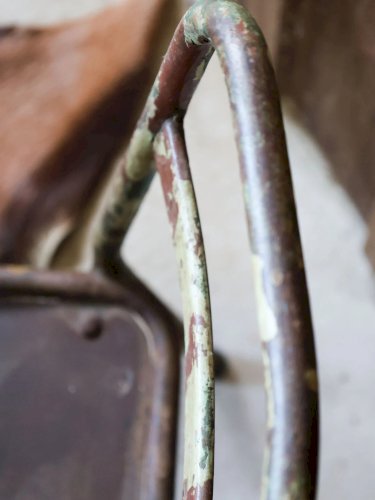 Ernestine, la chaise industrielle pour enfant N°290