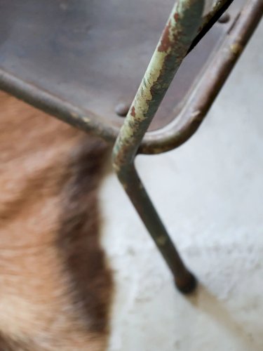 Ernestine, la chaise industrielle pour enfant N°290