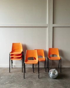 Ernestine, the orange children's chair No. 191