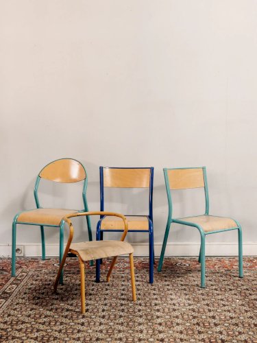 Ernestine, la chaise pour enfant bleu clair N°277