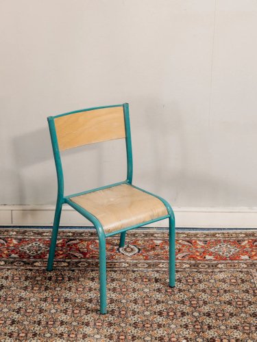 Ernestine, la chaise pour enfant bleue N°272