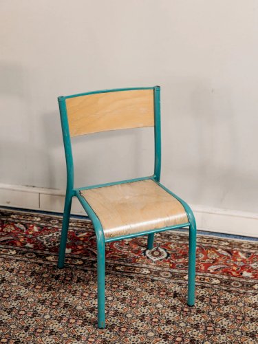 Ernestine, la chaise pour enfant bleue N°272