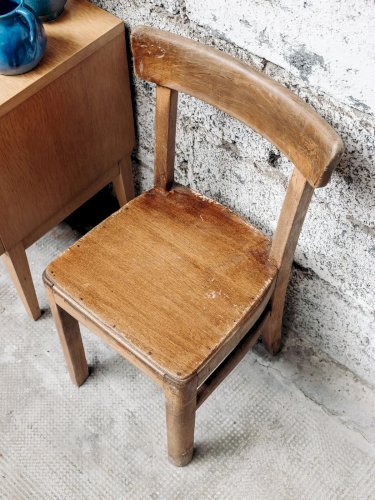 Ernestine, la chaise pour enfant en bois N°172