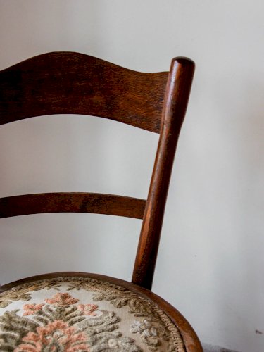 Ernestine, la chaise pour enfant en bois N°176