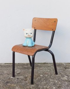Ernestine, the wooden children's chair No. 253