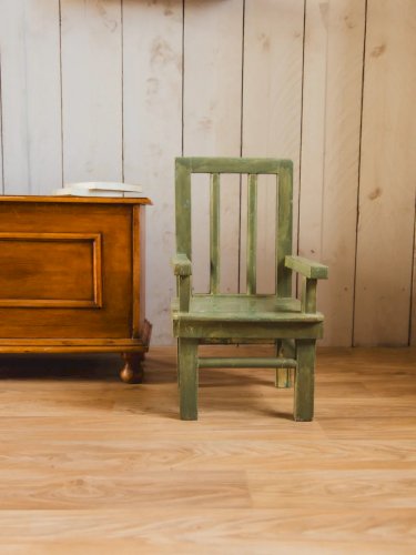 Ernestine, la chaise pour enfant en bois N°284