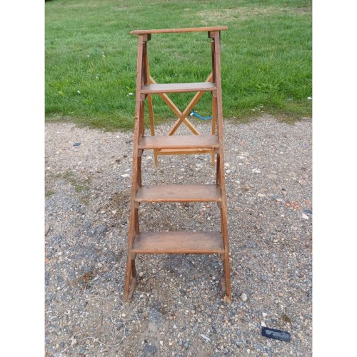 Escabeau dAtelier en Bois