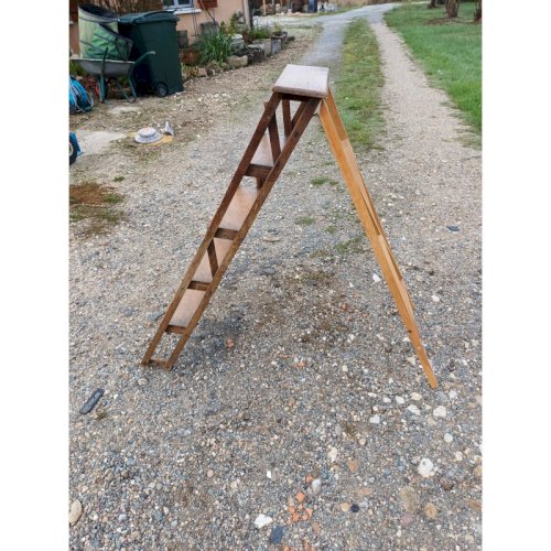 Escabeau dAtelier en Bois