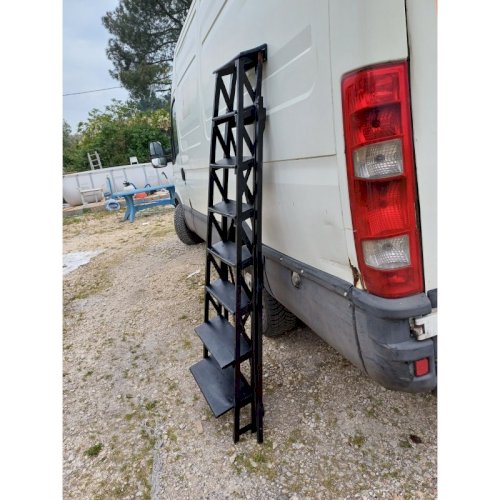 Escabeau échelle repliable dAtelier Bois